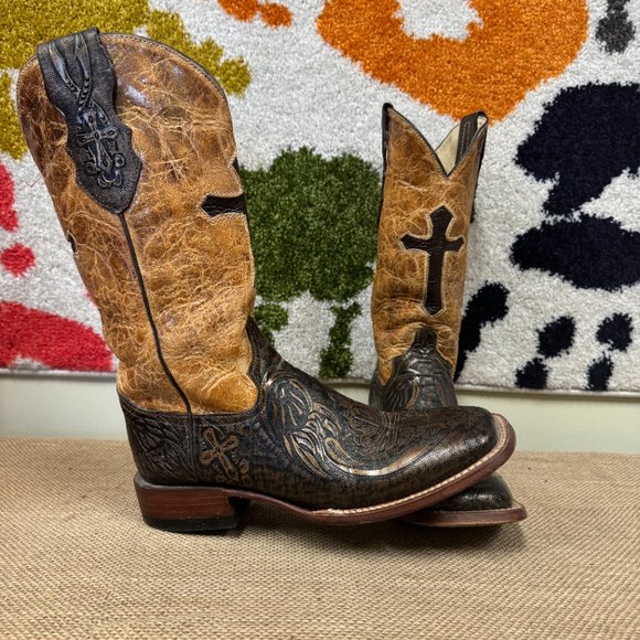 Ferrini Shoes - Ferrini Ladies Gold Genuine Leather Embossed Cross Boots